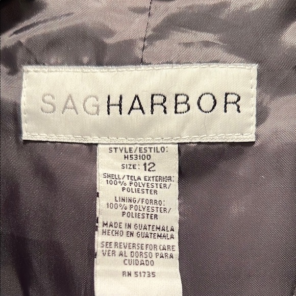 Sag Harbor Gray Blazer with Notched Lapels and Tailored Fit - Picture 2 of 3